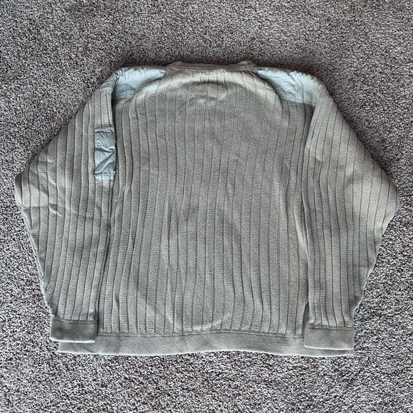 Vintage 90s Eddie Bauer Beige and Gray Legend Field Crewneck Sweater - Picture 3 of 4